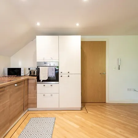The Pines Apartment *