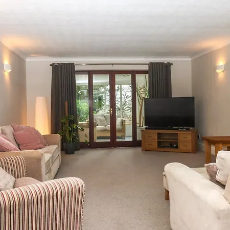 The Pines Holiday home